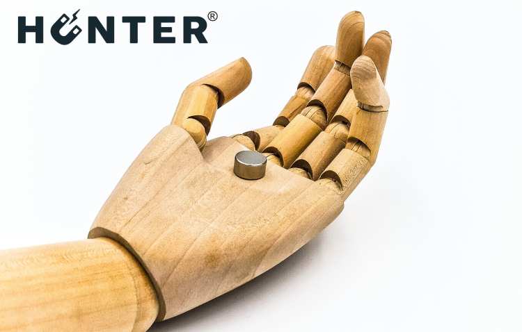 MAGNES NEODYMOWY 15x8 mm / N45 WALCOWY 3