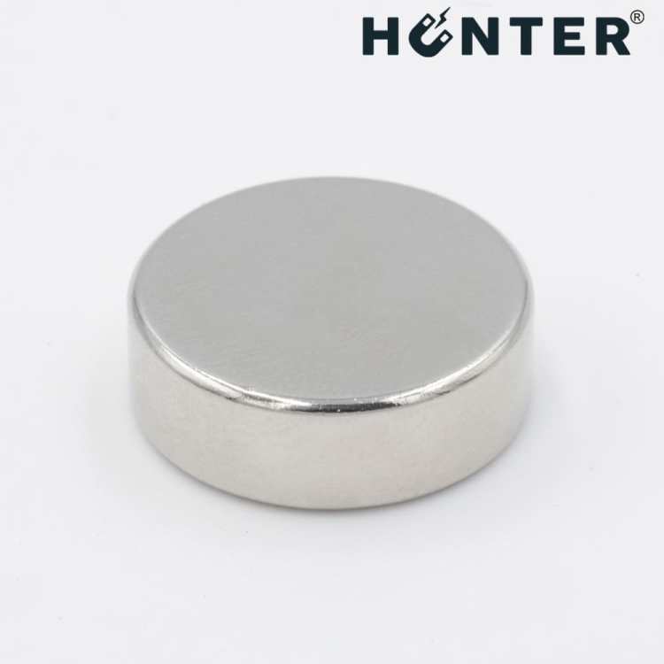 Magnes neodymowy 15x5 mm / N45 walcowy 5