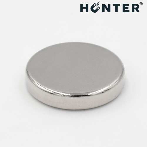 Magnes neodymowy 15x3 mm / N45 walcowy 3