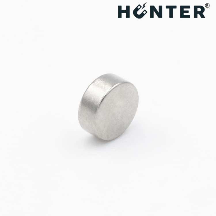 Magnes neodymowy 5x2 mm / N45 walcowy 2