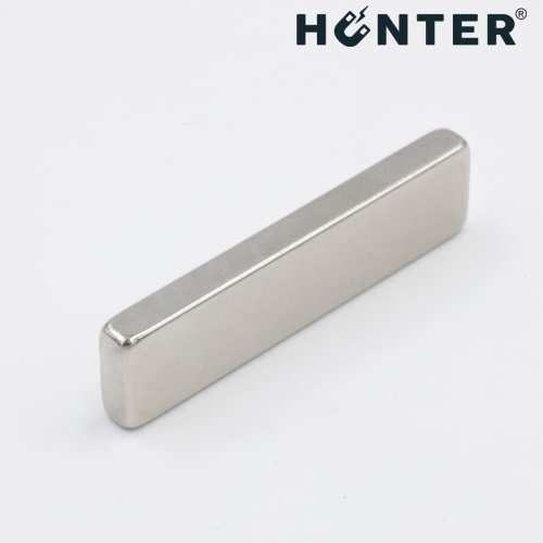 Magnes neodymowy 40x10x4mm / N45 płytkowy 4