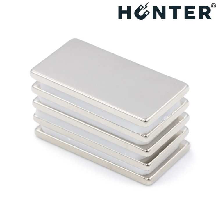 Magnes neodymowy 30x15x2mm / N45 płytkowy 9