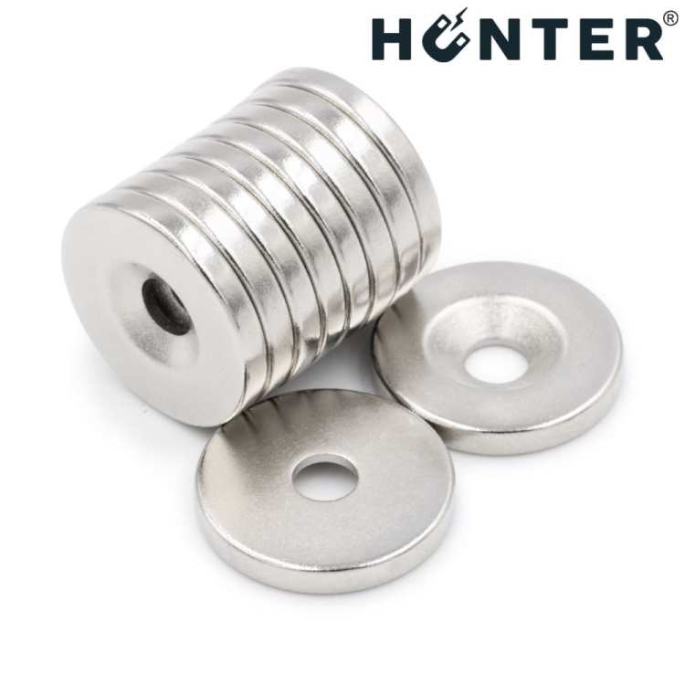 Magnes neodymowy 14x2 mm z otworem 7x3.5 mm / N45 pod wkręt 9