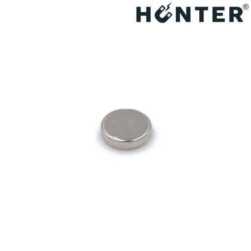 Magnes neodymowy 4x1 mm / N45 walcowy 2