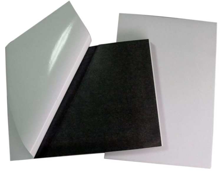 Folia stalowa ferromagnetyczna arkusz A4 czarna z klejem 0,5 mm 5