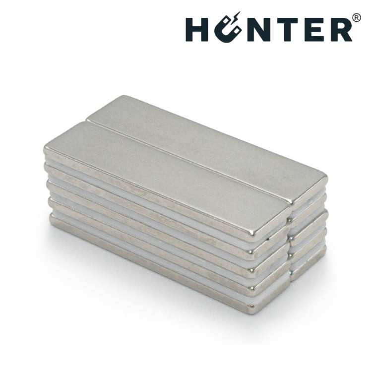 Magnesy neodymowe płytkowe 40×10×2 mm N45 – zestaw, Magnesy Hunter