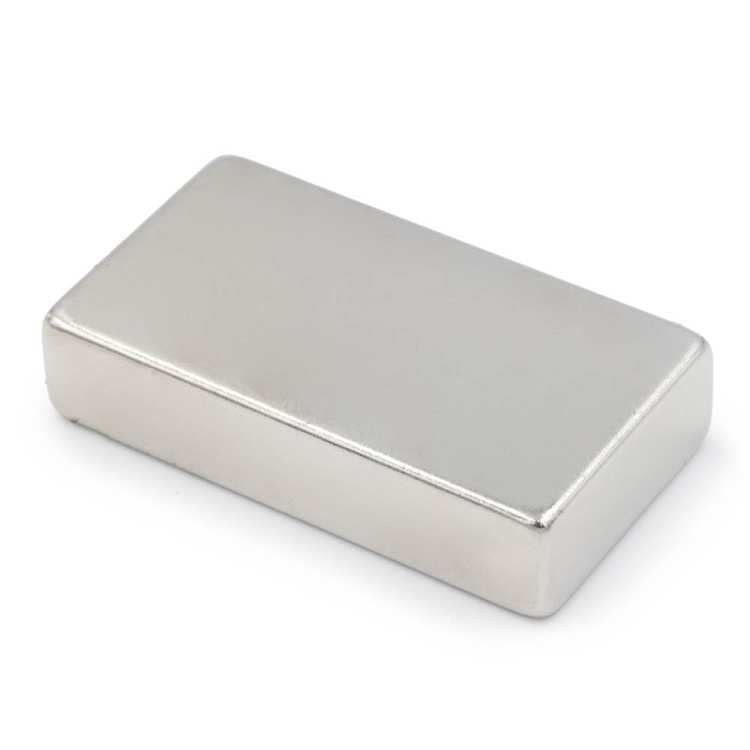Magnes neodymowy płytkowy 45×25×10 mm, klasa N45 – Magnesy Hunter