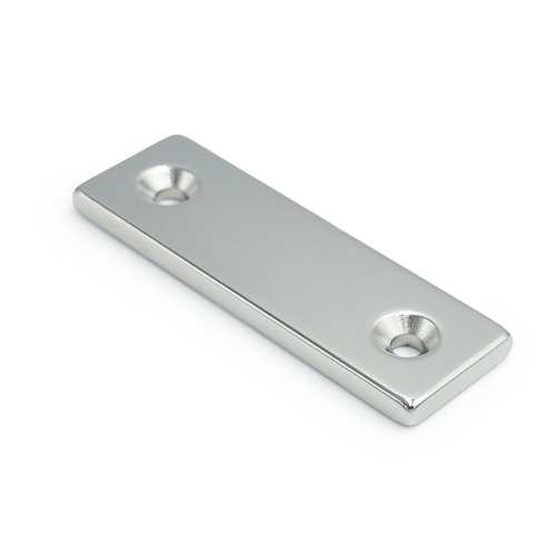 Magnes neodymowy płytkowy pod wkręt 60×20×4 mm z dwoma otworami 7,5×3,5 mm, N45 – Magnesy Hunter