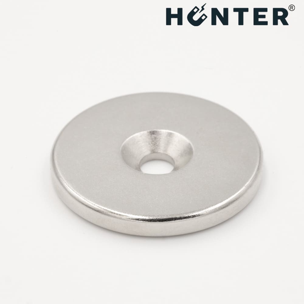 Magnes neodymowy 25x3mm walcowy z otworem 8x4mm / N45 pod wkręt 7