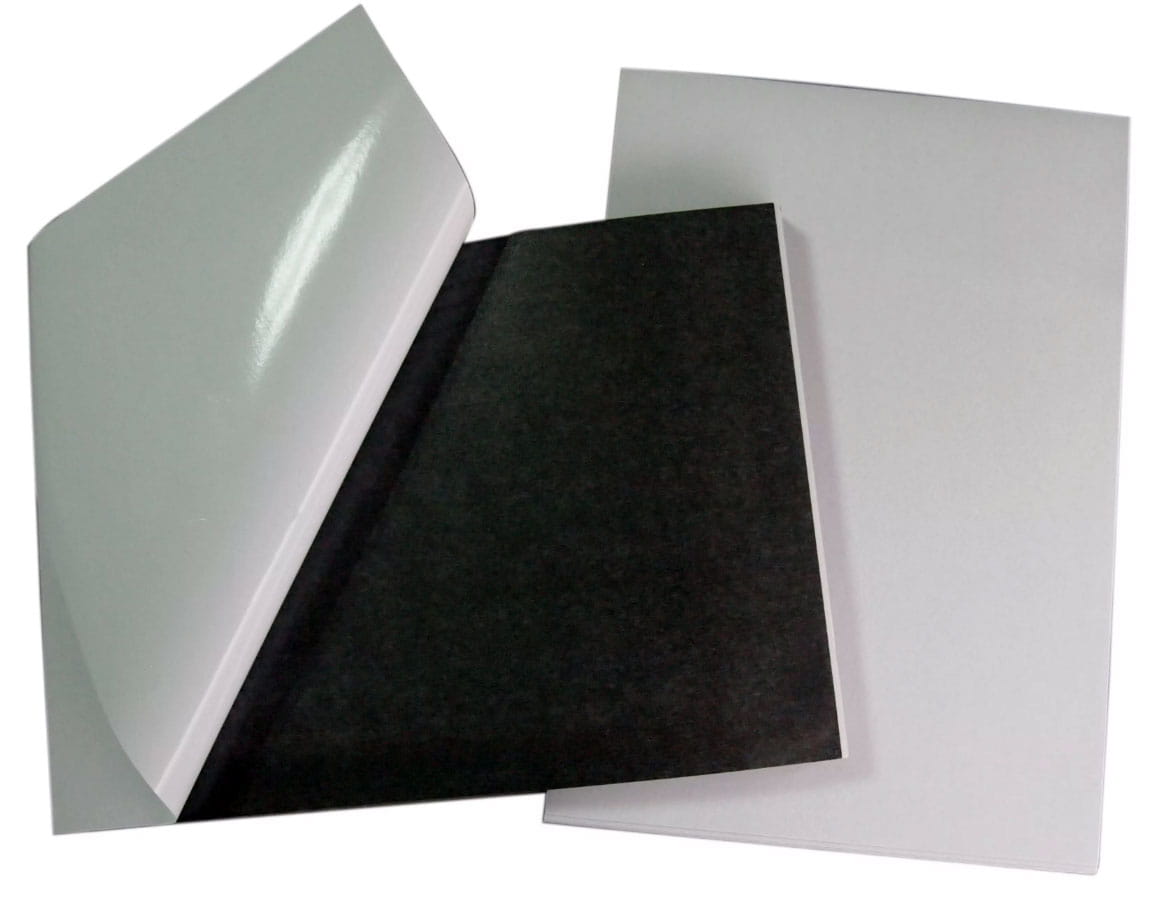 Folia stalowa ferromagnetyczna arkusz A4 czarna z klejem 0,5 mm 5